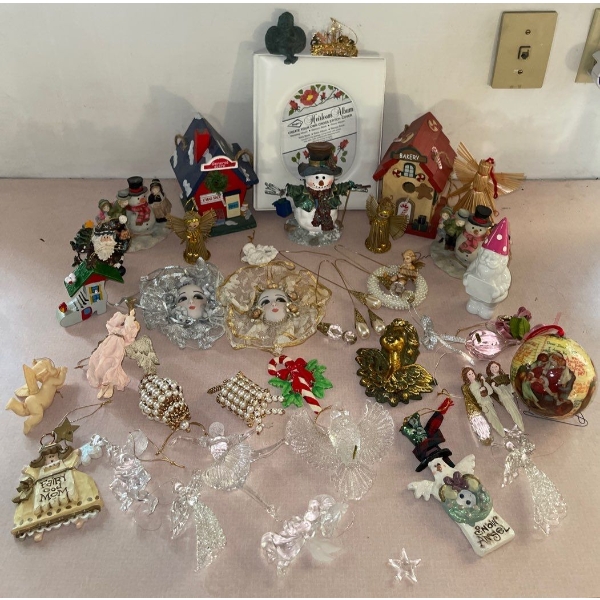 Xmas Tree Ornaments Figurines  5T & Holiday Photo Book