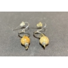 Image 5 : 10k Gold Necklace with Matching Dangle Earrings and Stone Beads