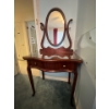 Image 1 : Solid mahogany vanity with mirror and glass top in amazing condition beautiful craftsmanship 62x29x1