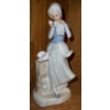 Image 1 : Vintage Lladro Art Porcelain - 'Girl With Flowers' 9"T