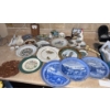 Image 1 : Souvenir Collector Plates and Trinkets