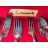 Image 3 : Community Silverplate Flatware Set in Box