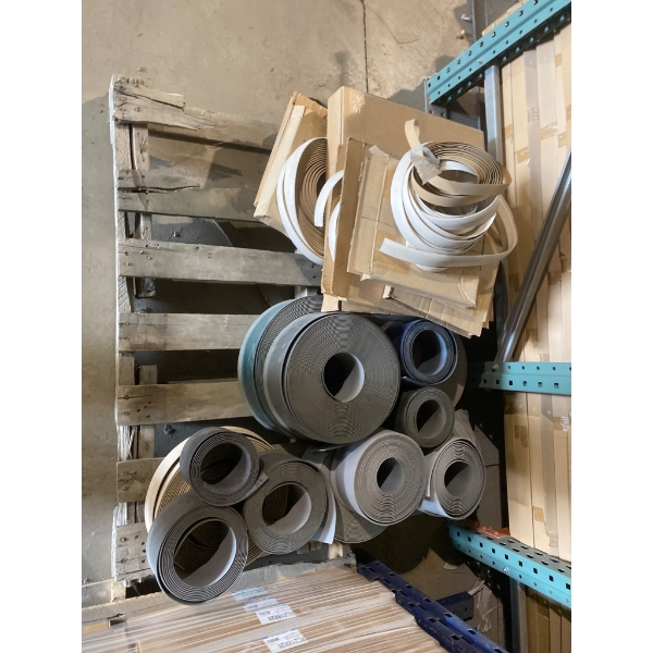 Rolls of Wood-Grain and Plain Edgebanding Material