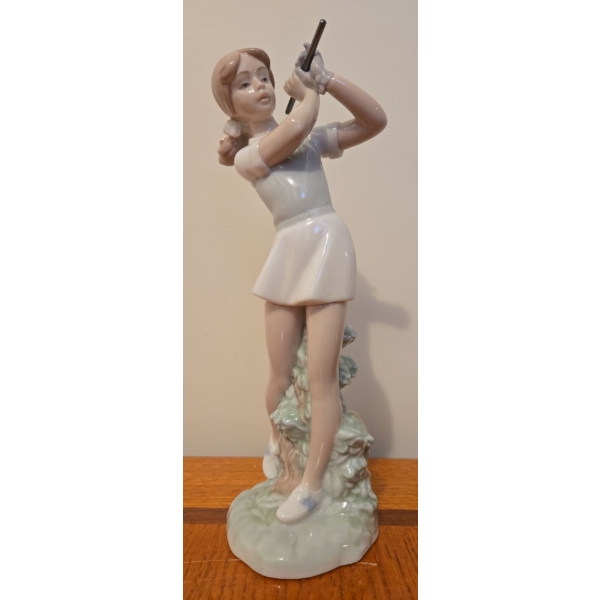 NAO By LLADRO  'Out of the Rough' Golfing Figure, Club Included Unopened in Box - 10T 
