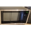 Image 1 : Magic Chef Model HMM111OSTF Stainless and Black Microwave 20 W, 14.5 D, 12 T 