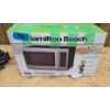 Image 4 : Hamilton Beach Microwave, FoodSaver Vacuum Sealer, and Grilling Planks Bundle