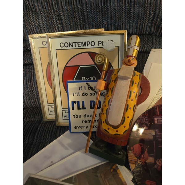 Collectable Miscellaneous - The Paper Gallery Cards, Decorative Plates Incl CoA , Religious & More! 