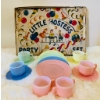 Image 1 : Vintage 1930s Little Hostess Party Tea Set in Original Box, Pastel Colors, 16 Pieces
