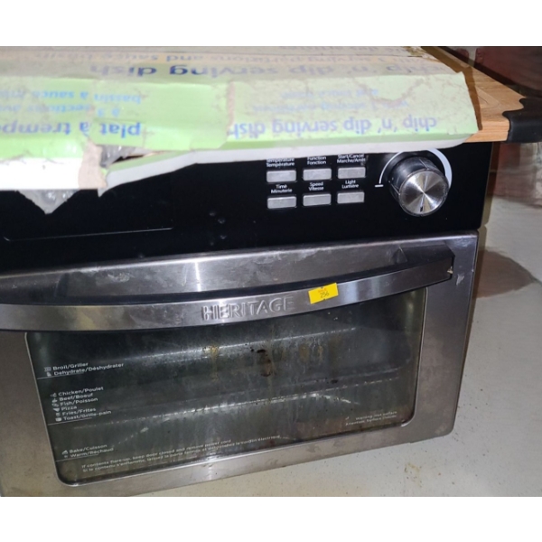 Heritage Toaster Oven and Chip n' Dip Serving Dish 