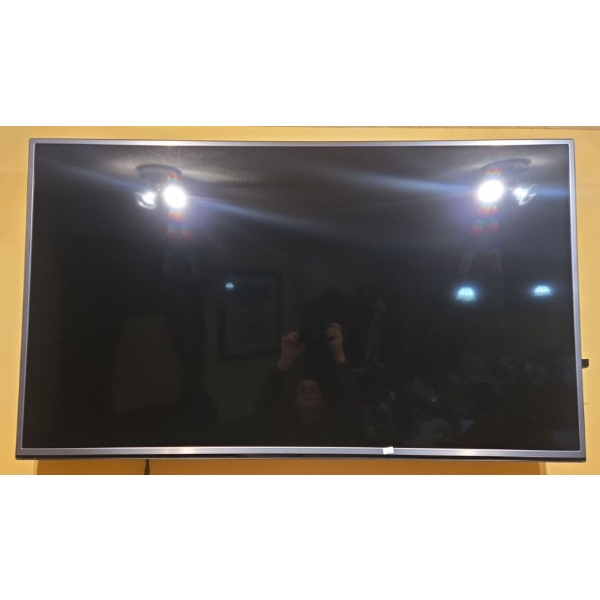 LG Television 55 Inches Model No. 55UH6150-UB w/ Wall Mount (Disassembly Required) 