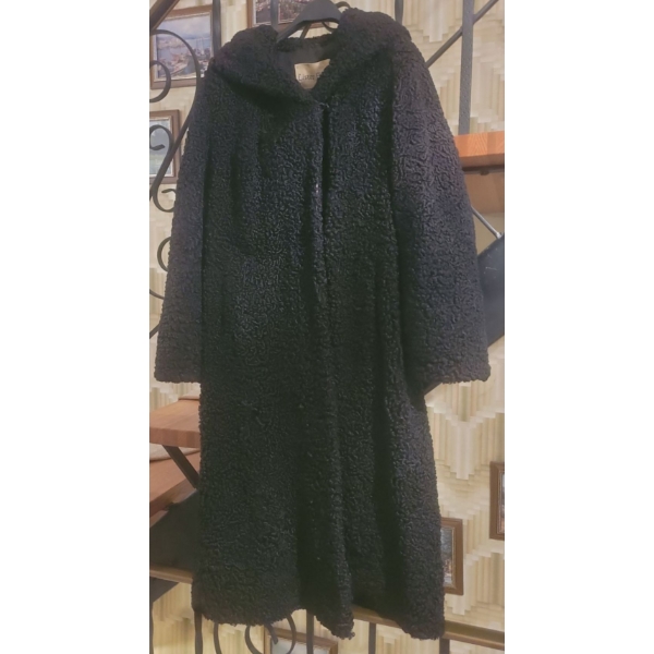 Lovely Vintage Persian Lamb Black Coat by 'Lister Furs' -  Around S/M 