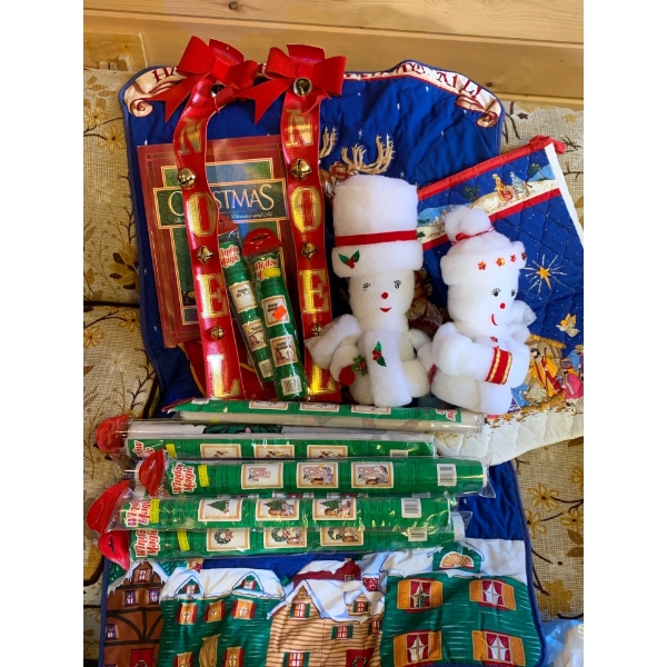 Seasonal Swag - Window Magic Stocking Decor & More
