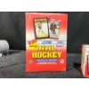 Image 3 : Score NHL Bilingual Edition - 1990 Collection Set & 1991 Series 1 Card Packs Set