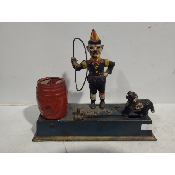 Vintage Coin Bank: "Trick Dog" 8.5 W, 7 T 