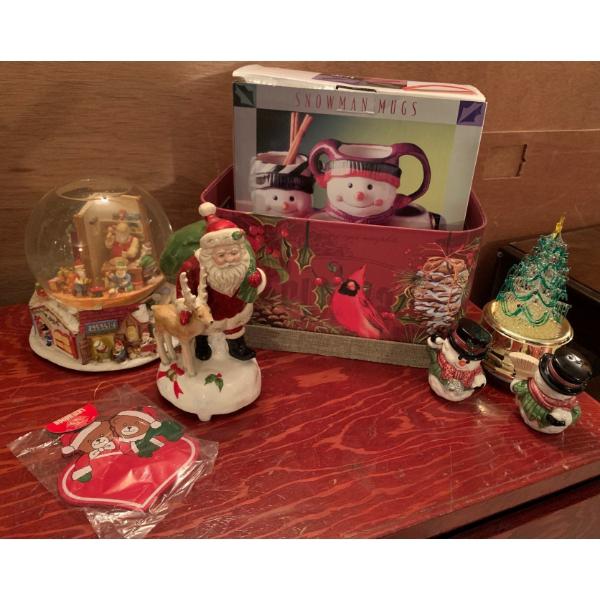 Christmas Collabo - Winding Music Box' Snowman S+P Shakers & More