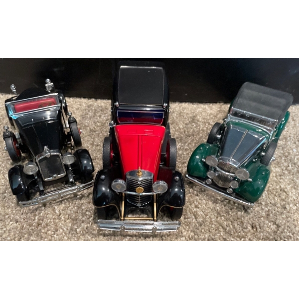 1927 Stutz Black Hawk, 1938 Alvis 4.3 Litre 1:24, 1935 Mercedes-Benz 1:24 Scale 