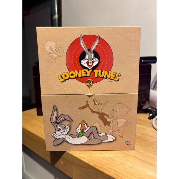 2015 $10 LOONEY TUNES EIGHT-COIN SET WITH DISPLAY BOX