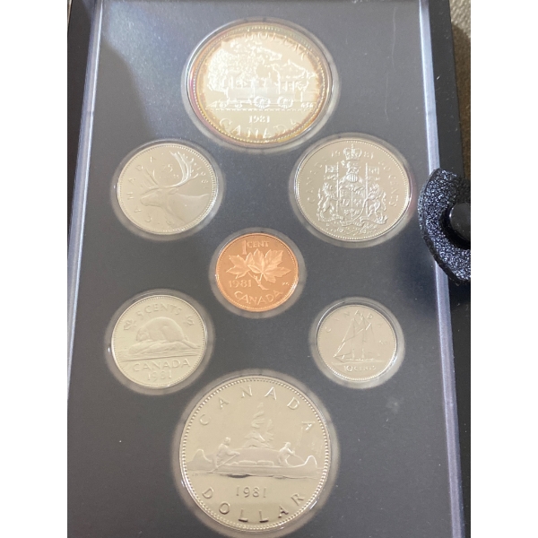 1981 Royal Canadian Mint Specimen Coin Set With 7 Coins