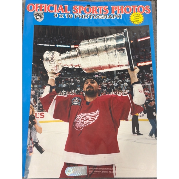 Detroit Red Wings Official 8x10 Stanley Cup Photos - Set of 2