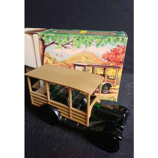Avon Collectibles: Station Wagon w/ Original Box 