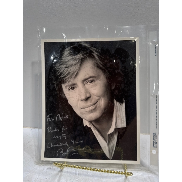 Headshot Signed by Kato Kaelin