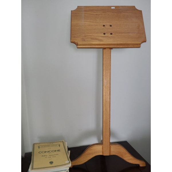 Sheet Music Stand 22 W, 11 D, 41 T and Sheet Music for Piano