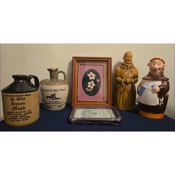 Canadian Native Cariboo Hair Tuftings, Asian Teek Frame 4x6 & Empty Decanters 