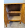 Image 1 : Vintage Oak End Table - Missing 1 Knob See Photo 