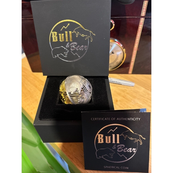 BULL & BEAR OPPOSITES ATTRACT 2022 $5 2 OZ PURE SILVER FILIGREE CUT OUT SPHERICAL COIN
