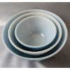 Image 2 : Pyrex Mixing Bowls in "Snowflake Blue Garland" Pattern