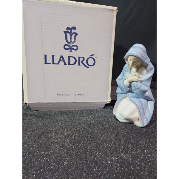 Lladro Figurine "Mary" 4 W, 5 D, 7 T w/ Box