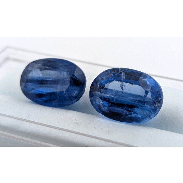 9.91 ct Certified Blue Kyanite Gemstone Pair ($7,928 Appraisal)