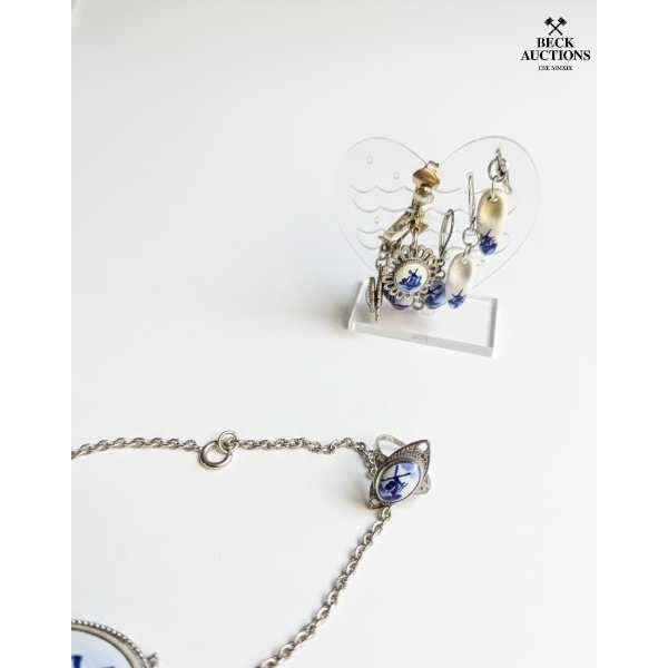  Collection Of Vintage Dutch Delft Porcelain Costume Jewelry , 