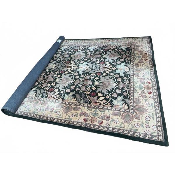 KAS Handtufted Wool Rug 8x10 ft Floral Pattern