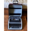 Image 1 : Vintage Olivetti Lettera DL Typewriter
