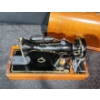 Image 3 : Early 20th Century Singer Sewing Machine with Pedal and Cover
