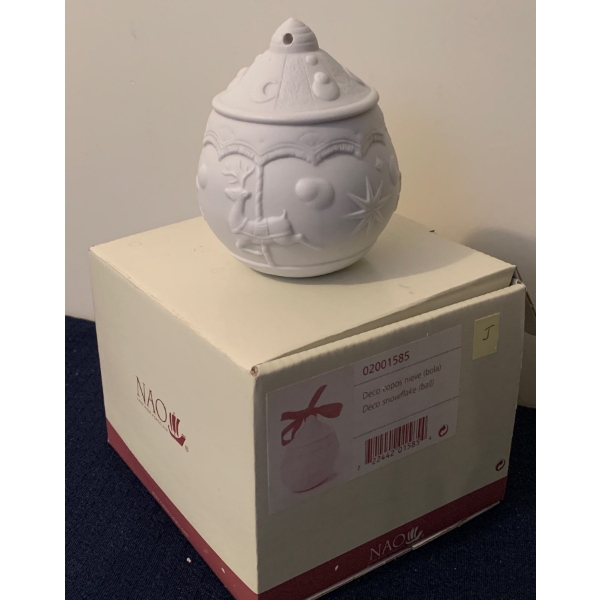 NAO By LLADRO Deco Snowflake Ball - 4.5T 
