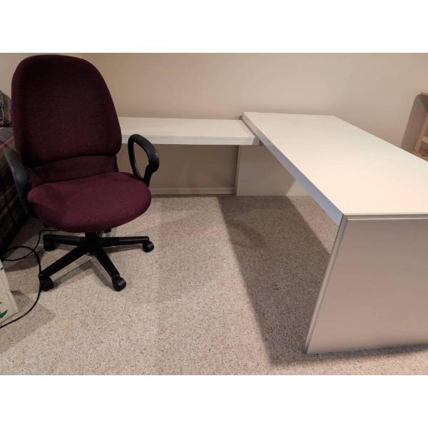 Modern White Desk with L-Shaped Extension and Burgundy Office Chair