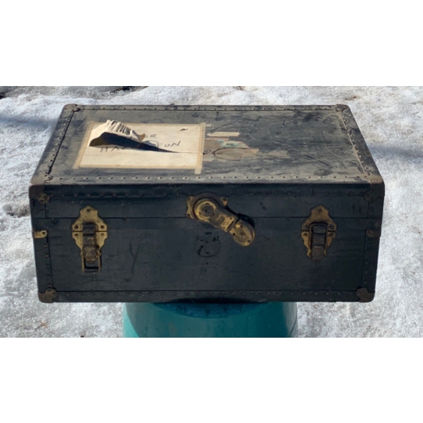 Vintage Steamer Trunk 28x17x16