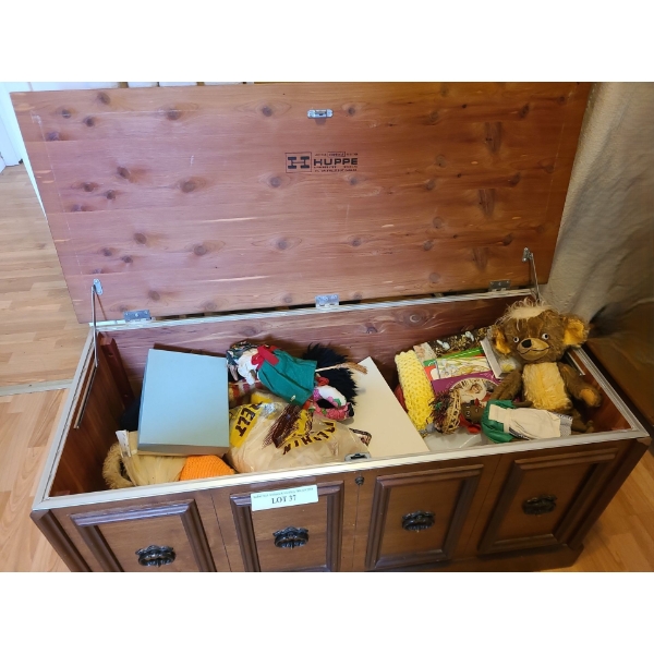 Huppe Cedar Chest 40w , 17 d, 19 h.  Contents included