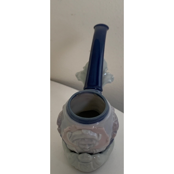 LLADRO Exquisite Porcelain Pipe on Stand, Nautical Themed - 6L