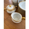 Image 4 : Limoges Porcelain Dinnerware Collection White/22K Gold Trim