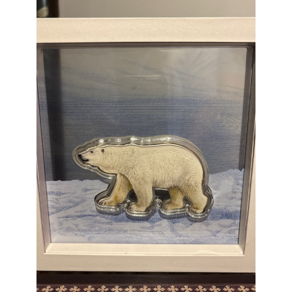 Real Shape Iconic Canada: Polar Bear - Pure Silver Piece