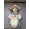 Image 2 : LLADRO Porcelain "Little Harlequin' 4T 