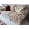 Image 2 : Hudson Bay's Floral Pattern Three Seater Sofa 80"w x 35"d x 35"tall