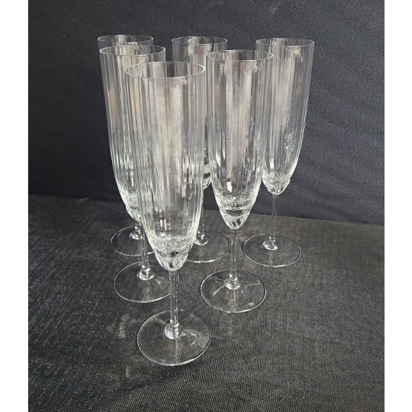 Set of 6 Champagne Flutes, 130 ml Capacity