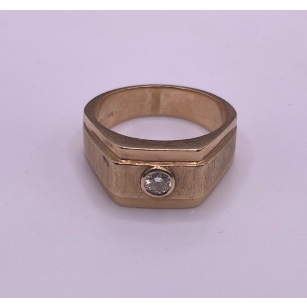 One Gent's Diamond Ring 10K YG, Weighs 8.9g 