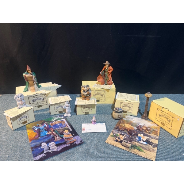 The World Of Krystonia Wizards and other Creatures Figurines