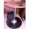 Image 3 : Compact Round Table with Integrated Cup Holders and Adjustable Office Chair