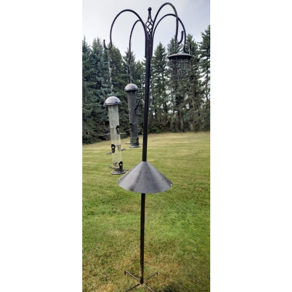 Pole w/ Hooks to Hang Bird Feeders 92 T (Bird Feeders Included)
